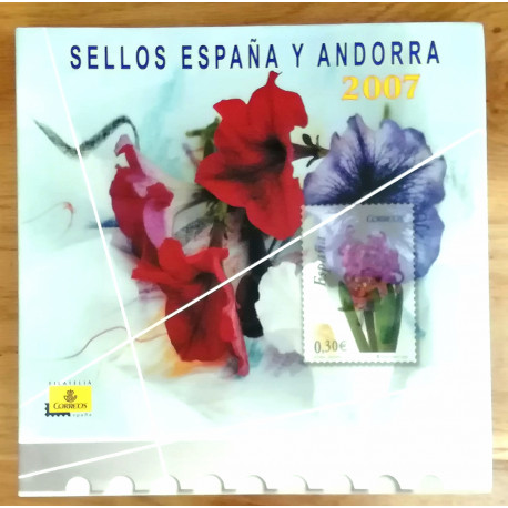 LIBRO FILATELICO CON SELLOS 2007 ESPAÑA Y ANDORRA