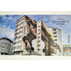 Arte urbano : violonchelista de Fene