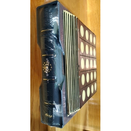 Álbum + 5 fundas para 2 € ref 757