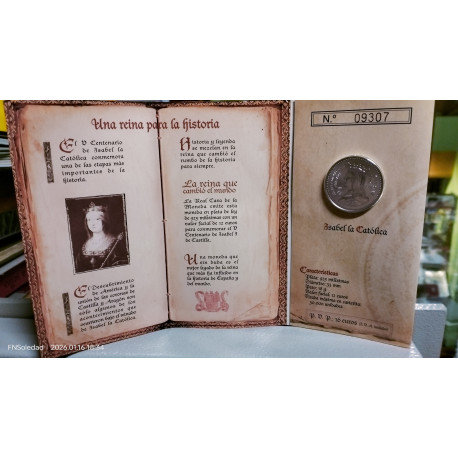 Cartera plata Isabel 12 euros 2004