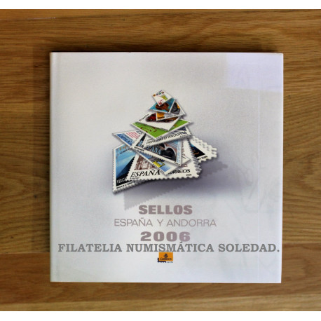 LIBRO FILATELICO CON SELLOS 2006 ESPAÑA Y ANDORRA